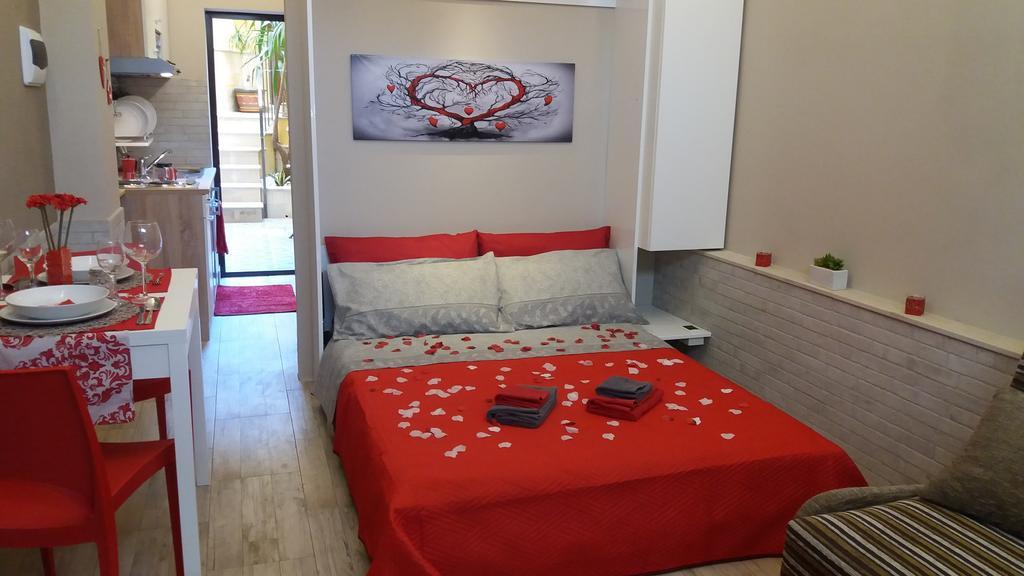 Mishalay Apartment Сиракуза Екстериор снимка