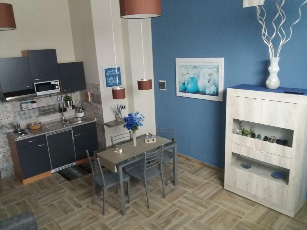Mishalay Apartment Сиракуза Екстериор снимка